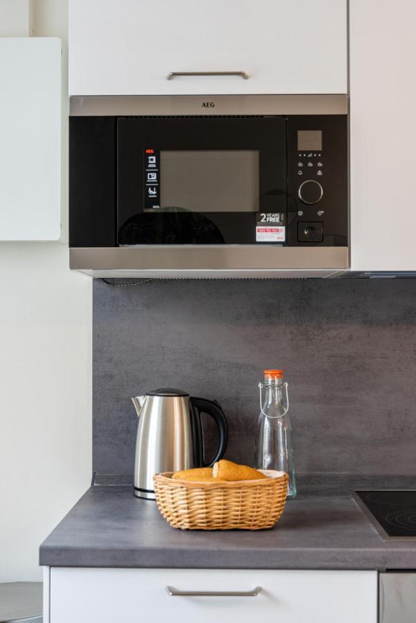 Flic-en-Flacq Les Cerisiers Beach Residence, Cosy And Modern 3 Bedroom Apartment Located 50 Metres From The Beach And From All Amenities And Restaurants On The Coastal Road מראה חיצוני תמונה