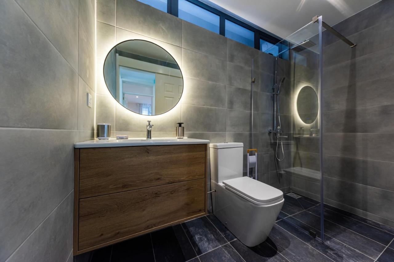 Flic-en-Flacq Les Cerisiers Beach Residence, Cosy And Modern 3 Bedroom Apartment Located 50 Metres From The Beach And From All Amenities And Restaurants On The Coastal Road מראה חיצוני תמונה