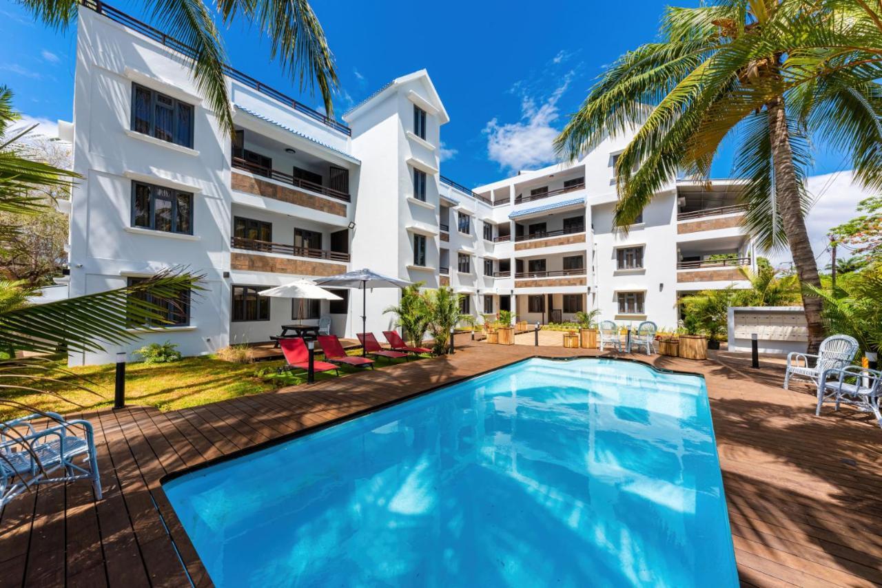 Flic-en-Flacq Les Cerisiers Beach Residence, Cosy And Modern 3 Bedroom Apartment Located 50 Metres From The Beach And From All Amenities And Restaurants On The Coastal Road מראה חיצוני תמונה