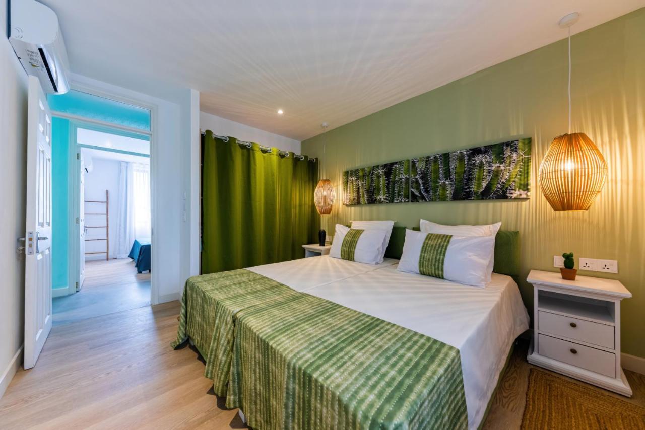 Flic-en-Flacq Les Cerisiers Beach Residence, Cosy And Modern 3 Bedroom Apartment Located 50 Metres From The Beach And From All Amenities And Restaurants On The Coastal Road מראה חיצוני תמונה